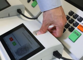 Orientações: Eleitor não pode levar celular, relógio inteligente ou câmera para a cabine