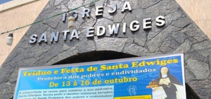 129320,devotos-da-santa-edwiges-protetora-dos-endividados-celebram-triduo-em-salvador-3