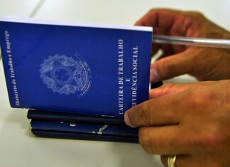 PEC da escala 6×1 chega à Comissão de Constituição e Justiça