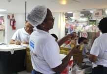 Prefeitura promove vacinação contra influenza com horário estendido em shopping de Salvador