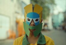 É hoje! Em clima de Copa do Mundo, projeto audiovisual ocupa comunidade em Salvador e une arte, memória e coletividade