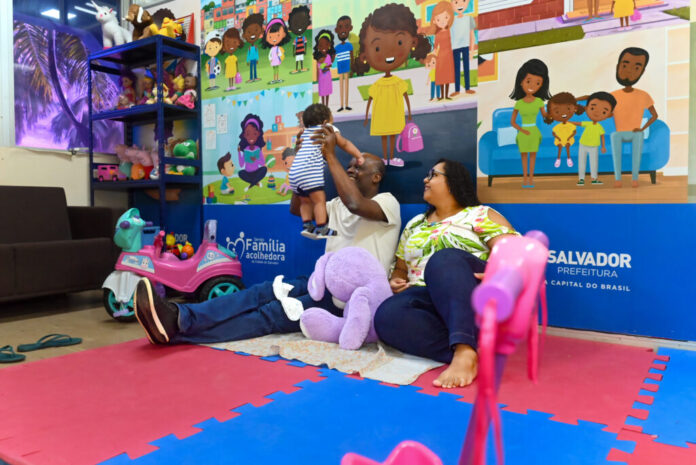 15_07_2026_Familia-Acolhedora-busca-novos-voluntarios_Foto_Jefferson-Peixoto_Secom_Pms-11-1024x684