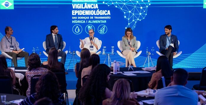 Ações de prevenção: Ministério da Saúde reúne equipes estaduais em encontro nacional de vigilância das doenças de transmissão hídrica e alimentar
