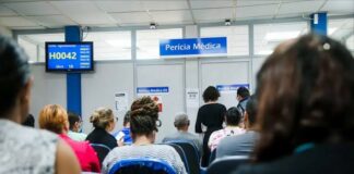 Perícia médica no INSS passa a ter presença de intérpretes de Libras para pessoas com deficiência