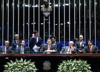 Emenda Constitucional garante fim da escala 6×1